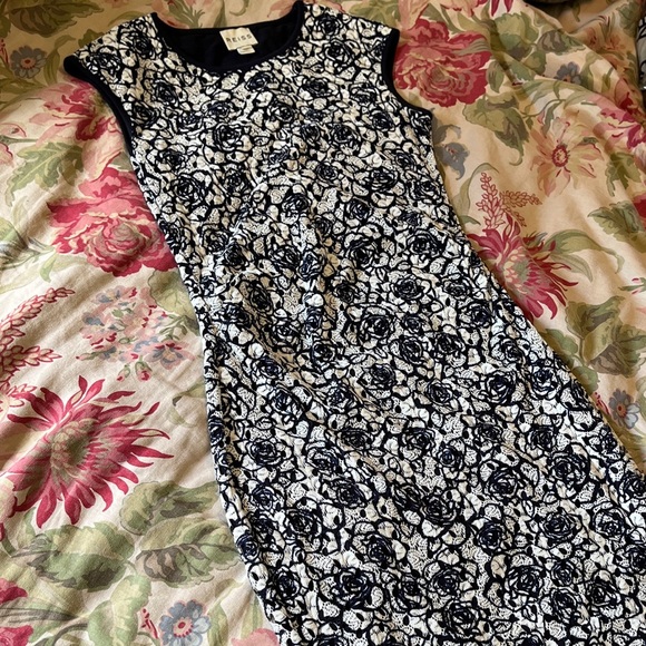 REISS Size 6 Ralli Sheath Dress Lace Allover Stretch Blue White Ruched Waist - Picture 14 of 16